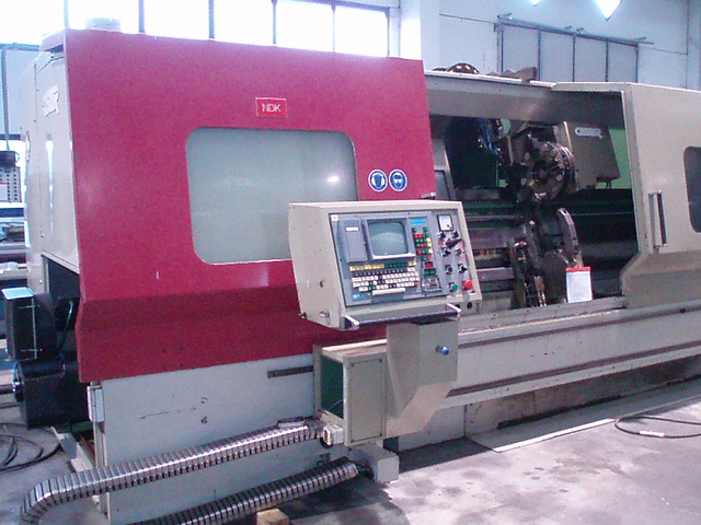 Tour cnc avec outils fixes CASTOR UNO 3000 CNC d'occasion