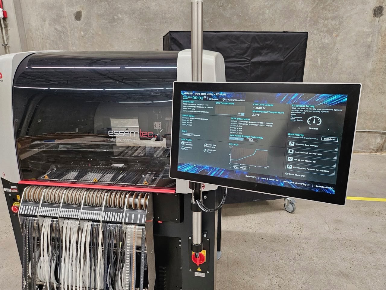 Machine de placement Essemtec FOX 2