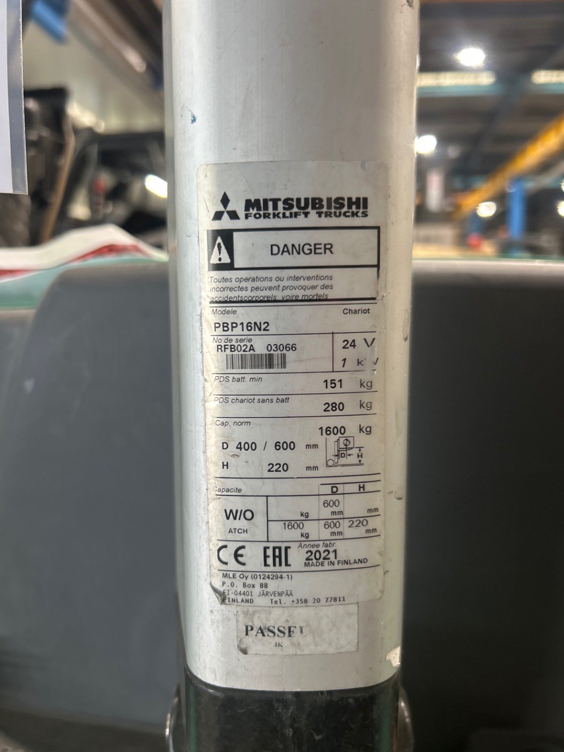 Transpalette Mitsubishi PBP16N2 - ACCOMPAGNANT