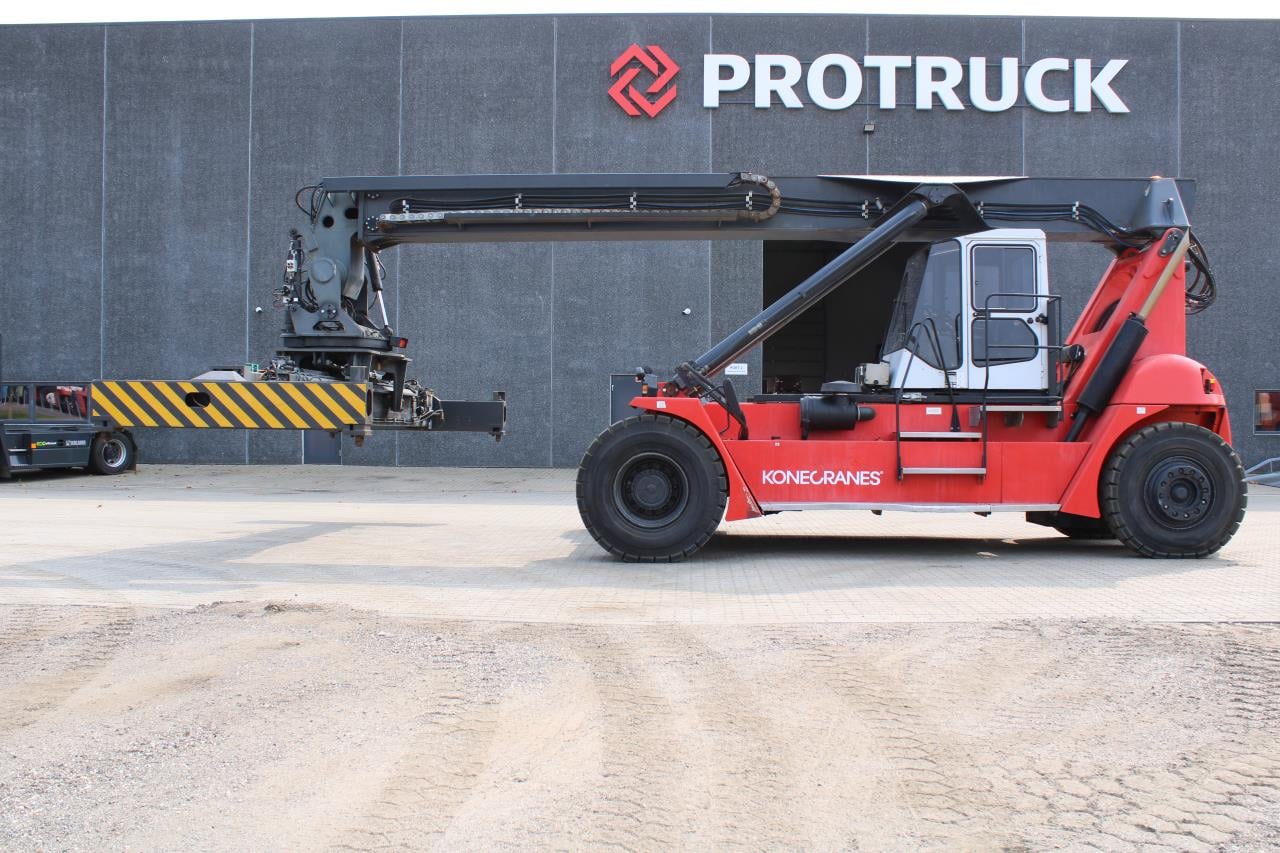 Machine de manutention SMV 108 TB6