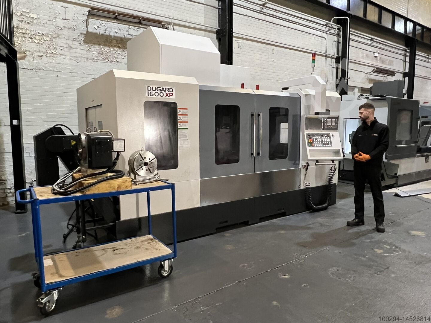 Machining center Akira Seiki 1600XP