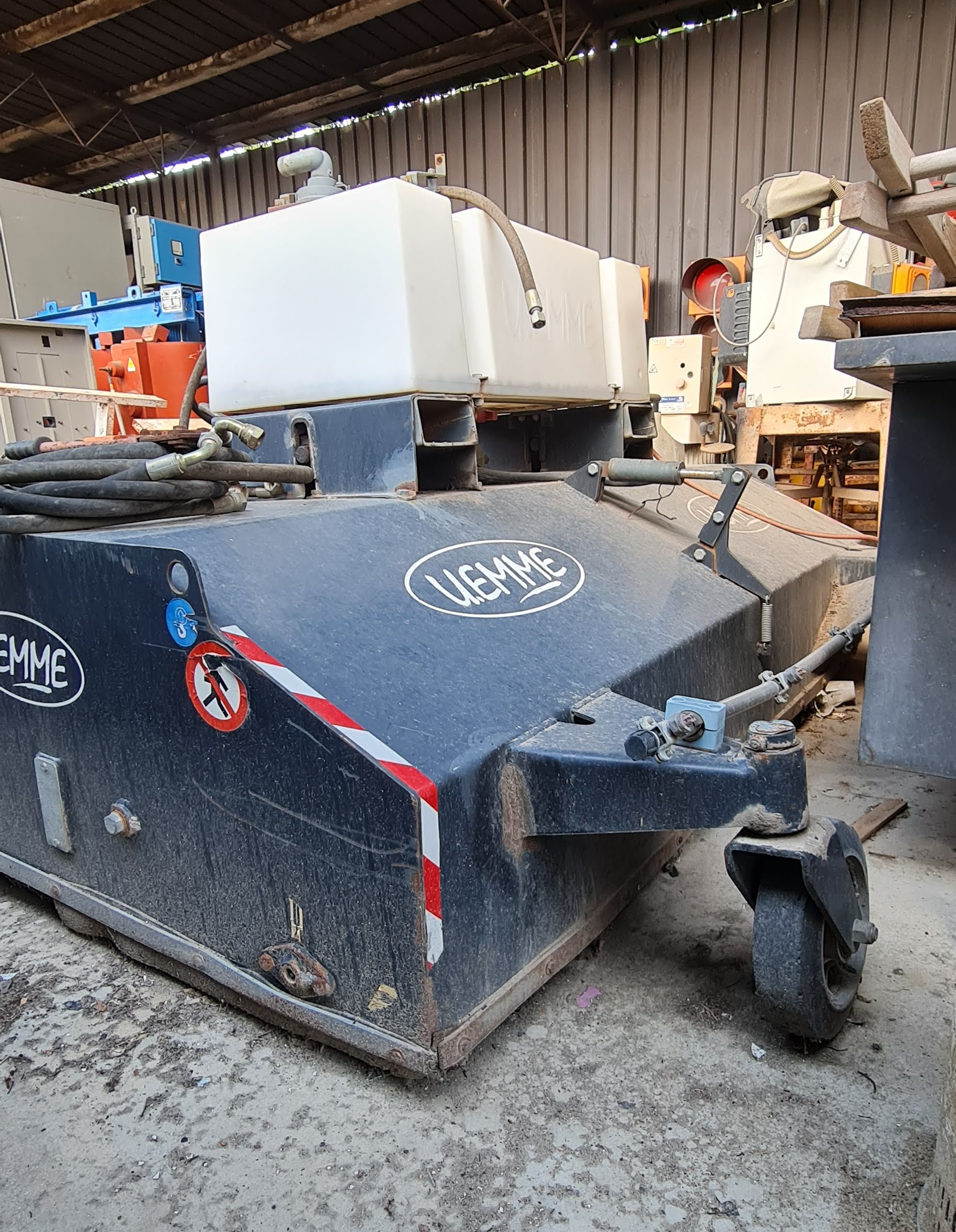 Autres machines de construction U.EMME Manta 2100 I