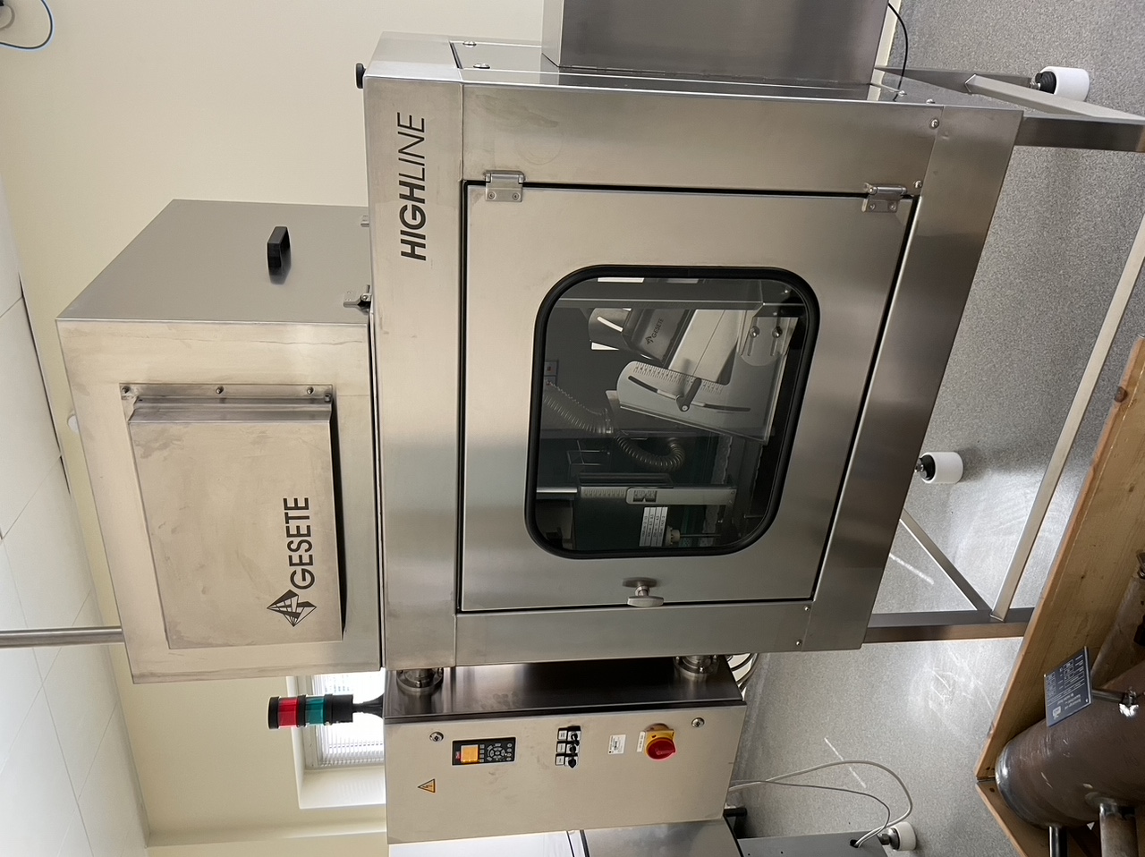 Machine pharmaceutique / chimique Gesete Highline