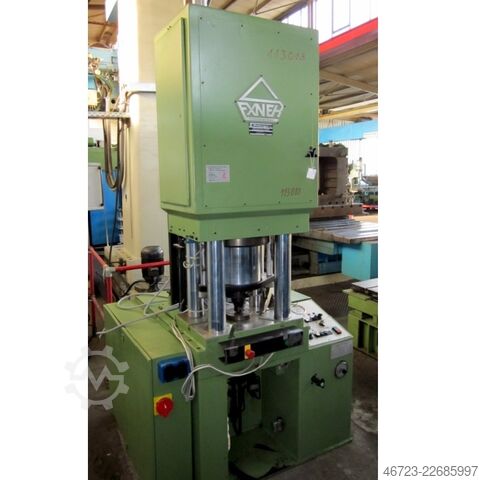 Automatic punching machine BRUDERER BSTA 50 EL CNC