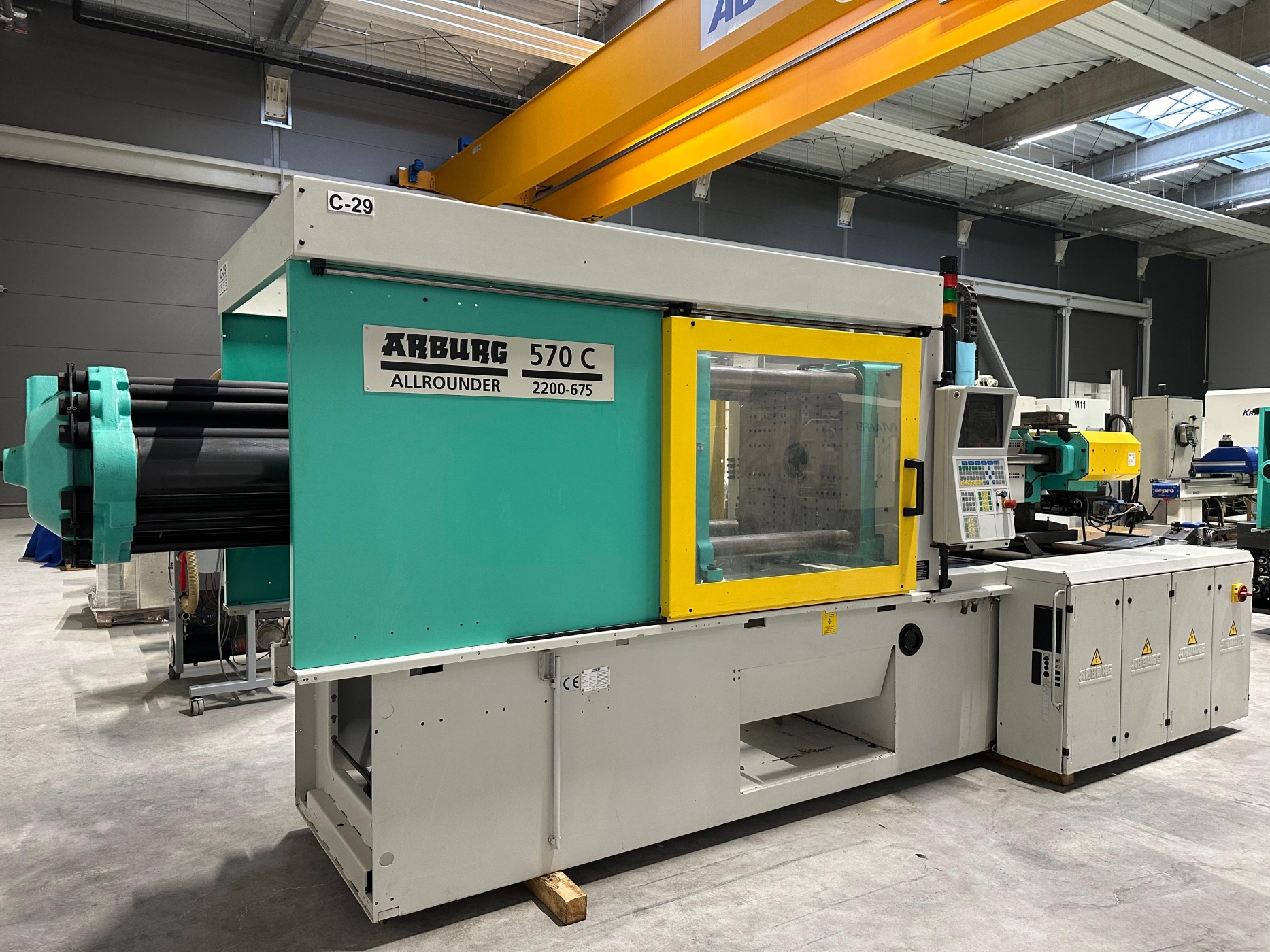Presse à injecter Arburg 570C 2200-675