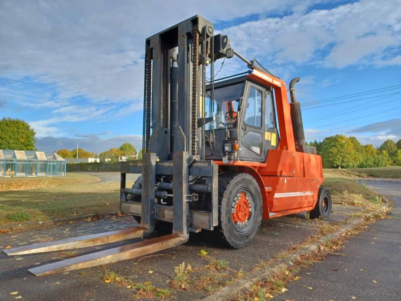 Chariot élévateur diesel Mora M180C