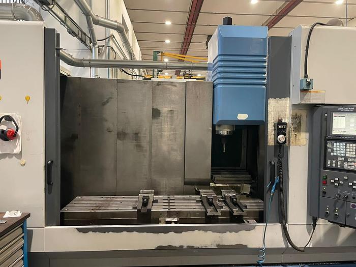 Centre d'usinage à montant mobile Mazak VTC 200 C d'occasion