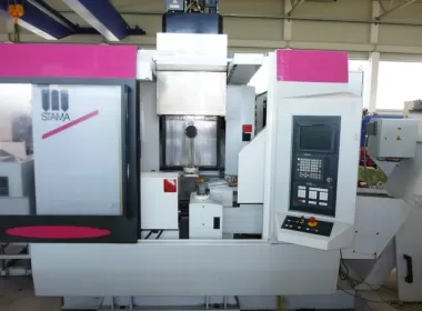 Centre d'usinage vertical 5 axes STAMA MC 535 SM d'occasion