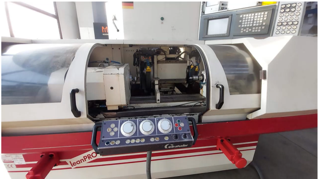 Rectifieuse cylindrique STUDER S30 Leanpro d'occasion