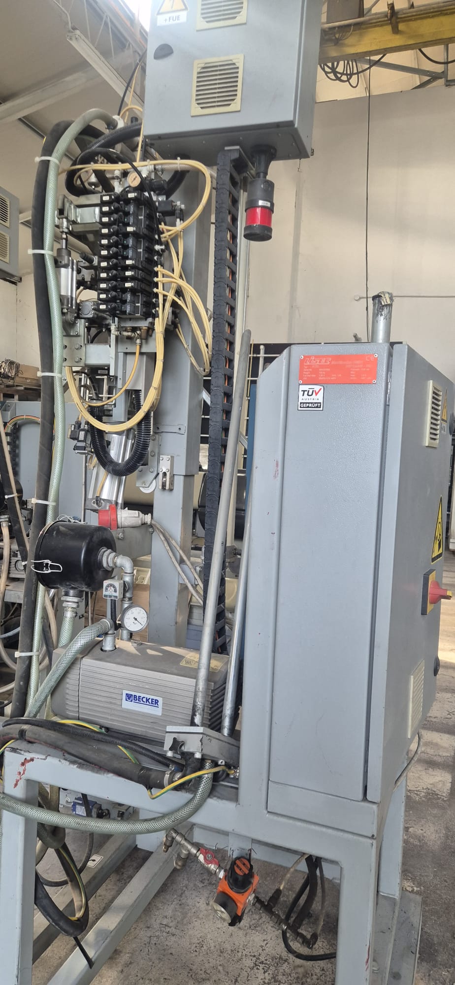 Machine pour vitrage isolant LISEC A1RL