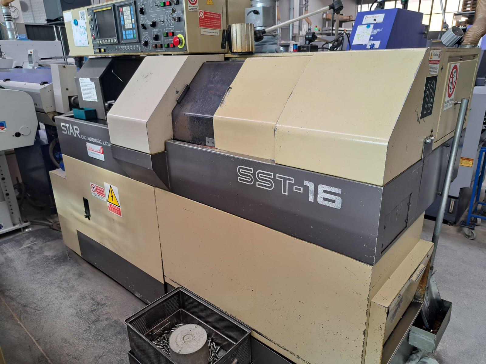 Tour cnc à poupée mobile STAR SST 16 d'occasion