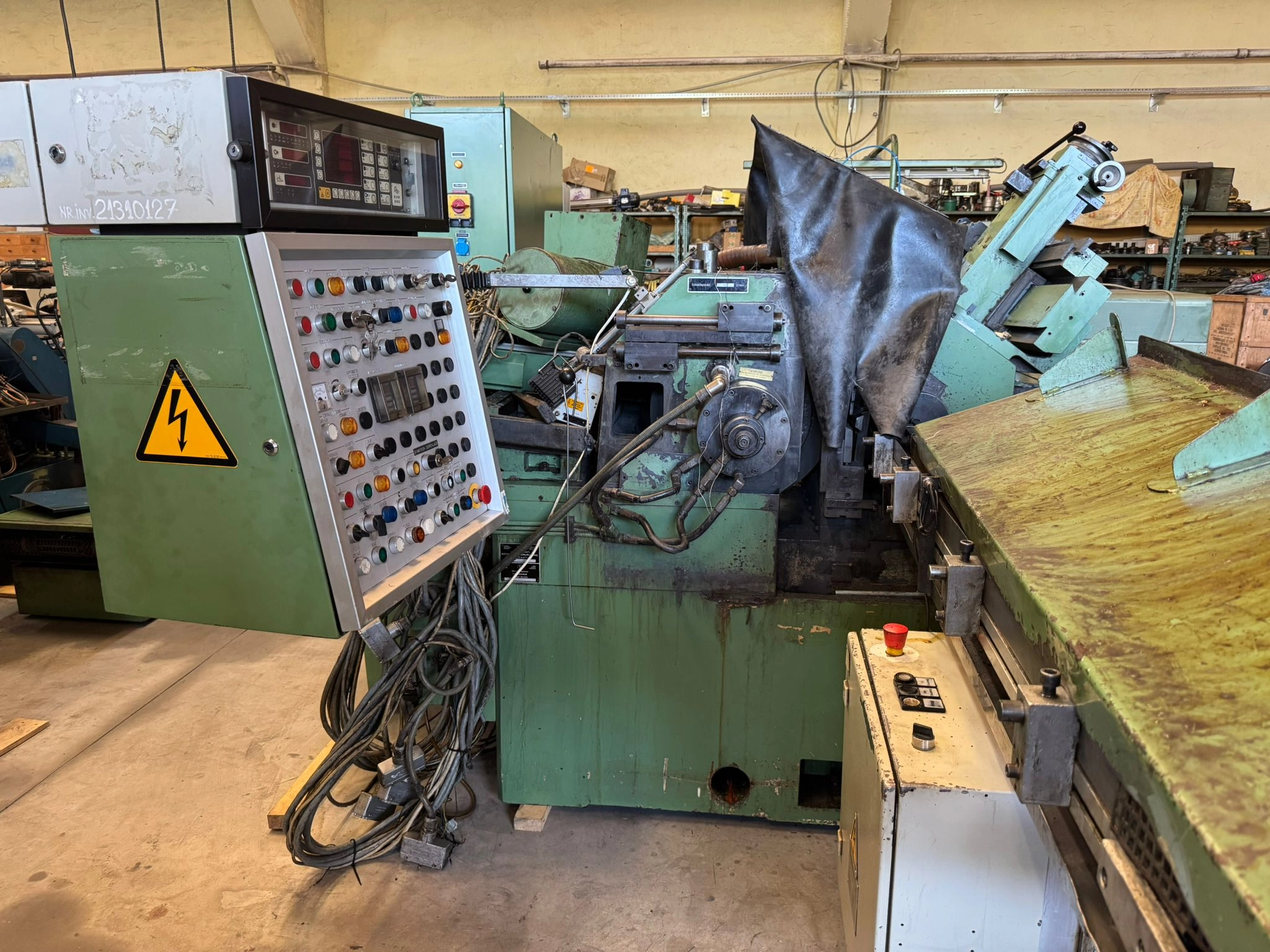 Rectifieuse cylindrique sans centre KOEBAU MULTIMAT 250-2
