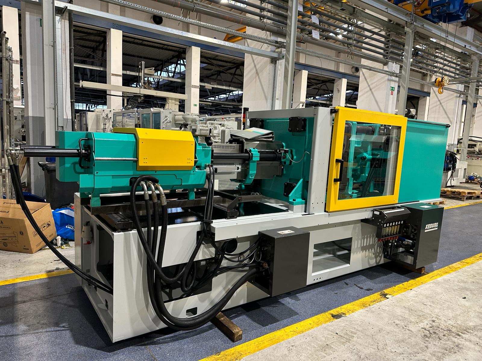 Presse à injecter ARBURG 570C 2000-800