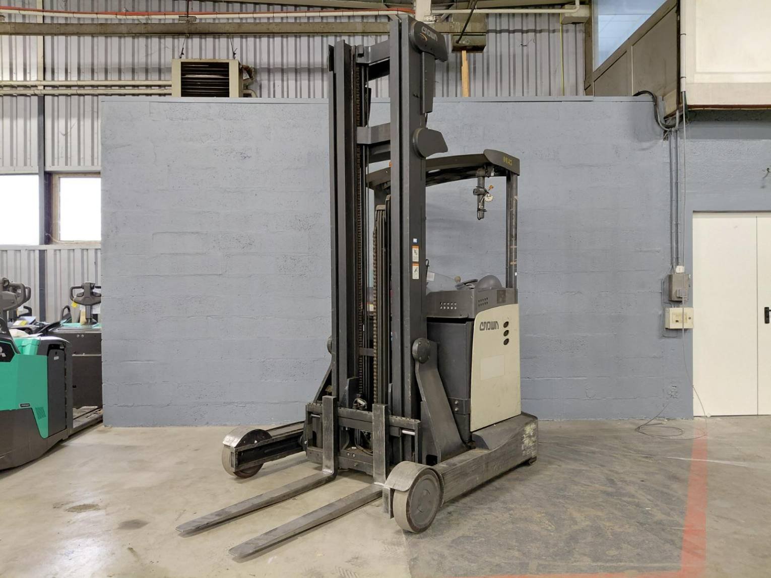 Chariot télescopique Crown ESR5000