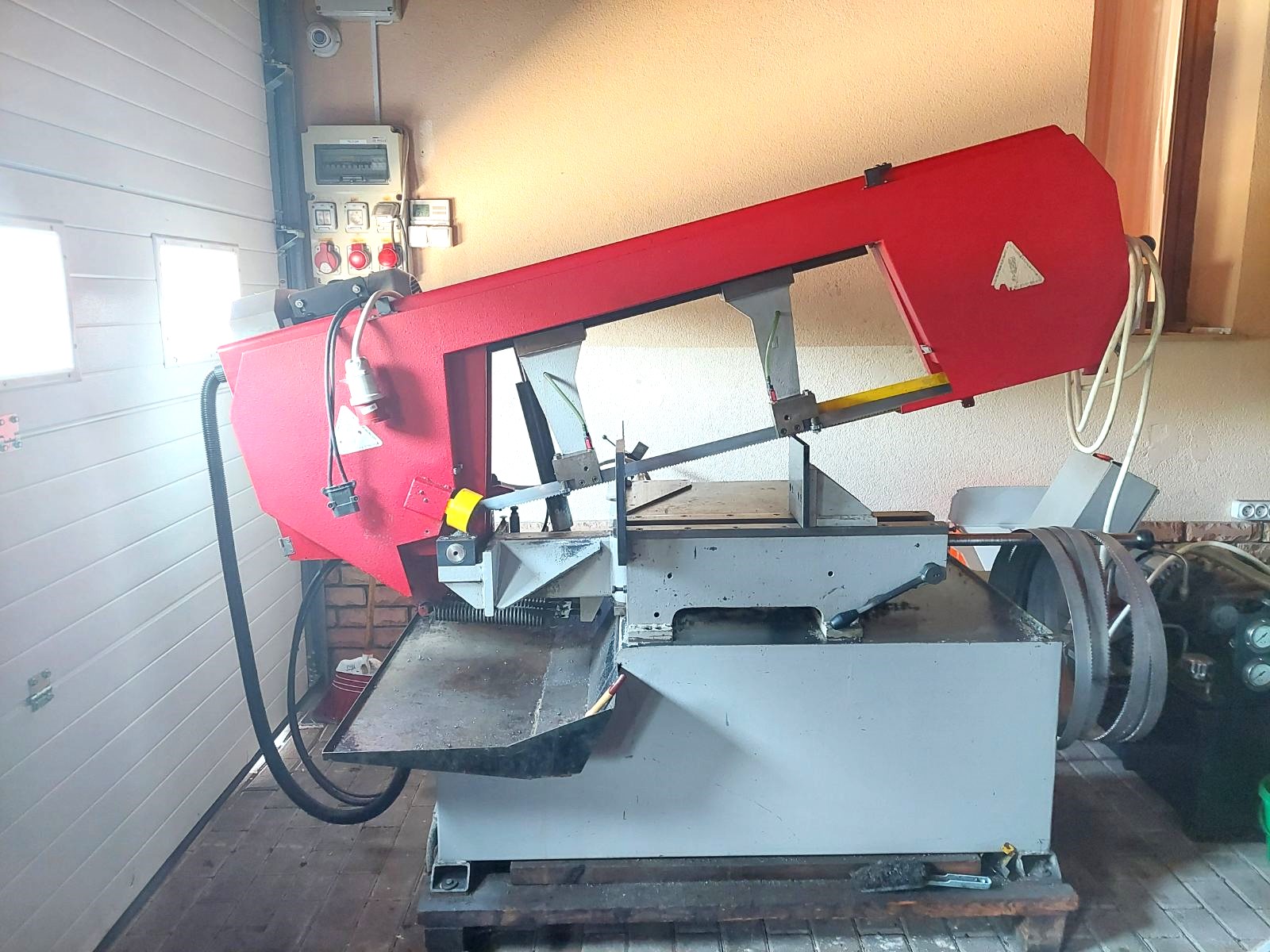 Scie à métal BOMAR STG 320 GM