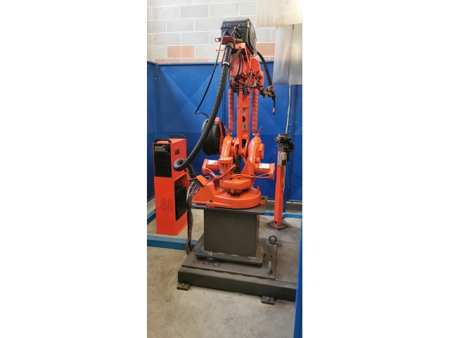 Robot industriel ABB IRB 1400 6 AXIS