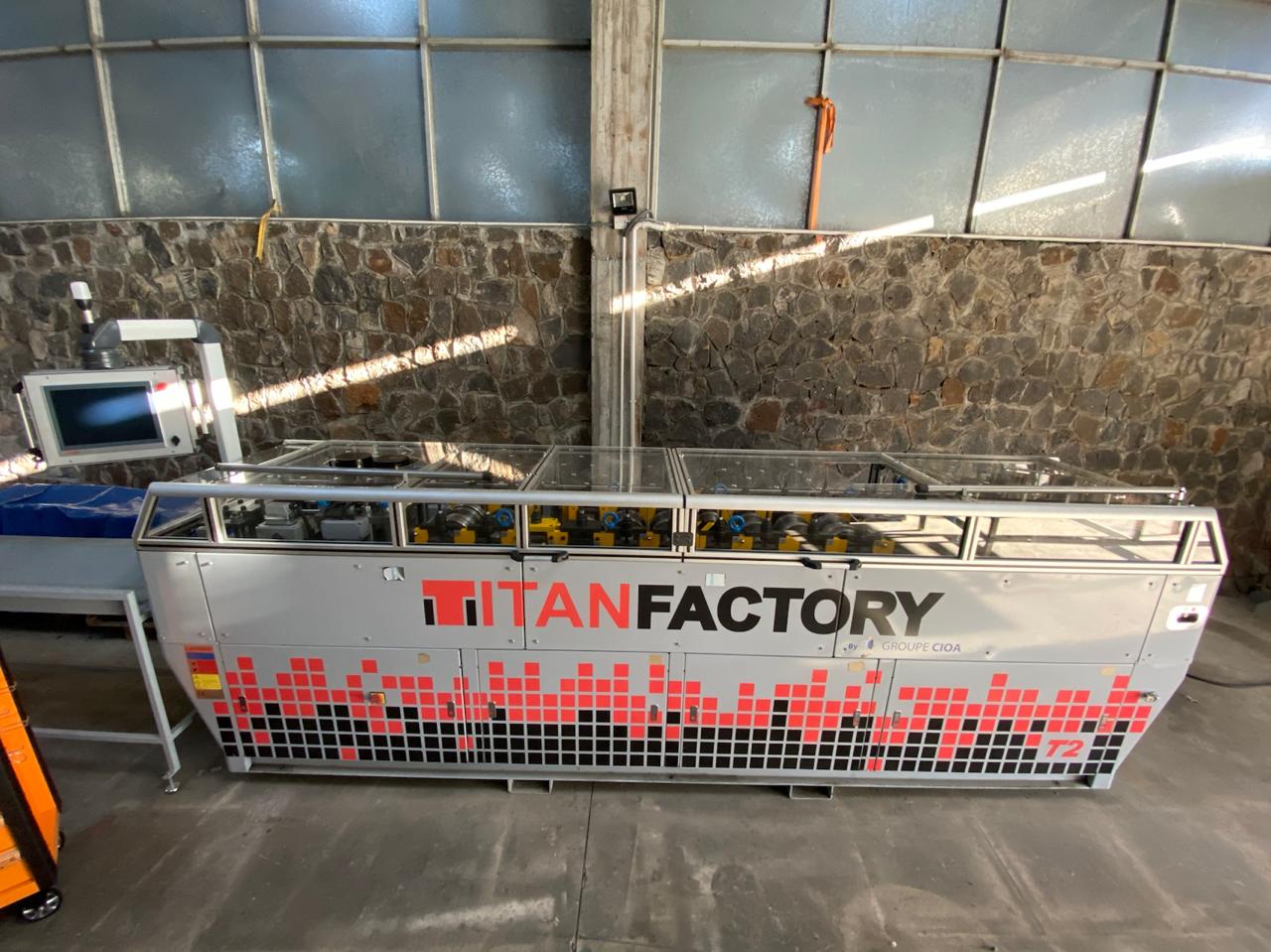 Système de profilage CNC UNBAK TITAN T2 avec licence Vertex BD et bobines d'acier de 77 tonnes