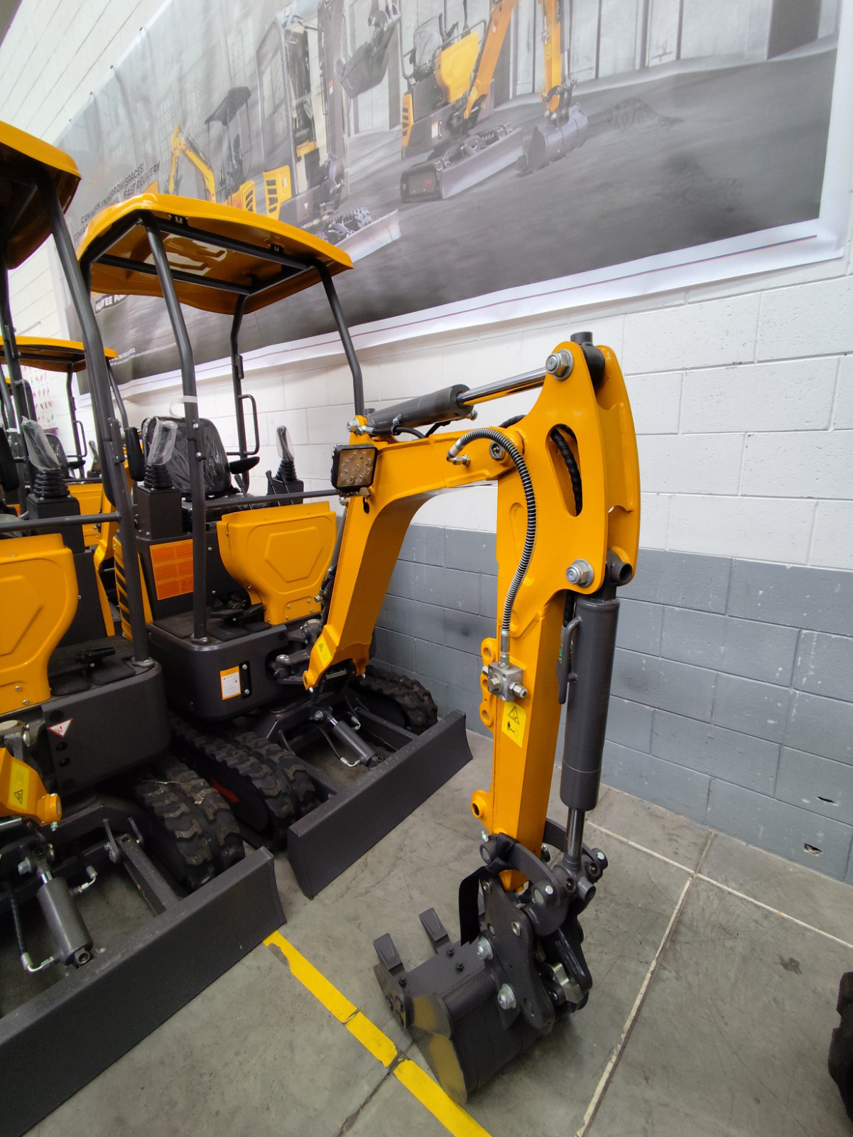 Excavateur Müller Machinery Bau- und Lagertechnik