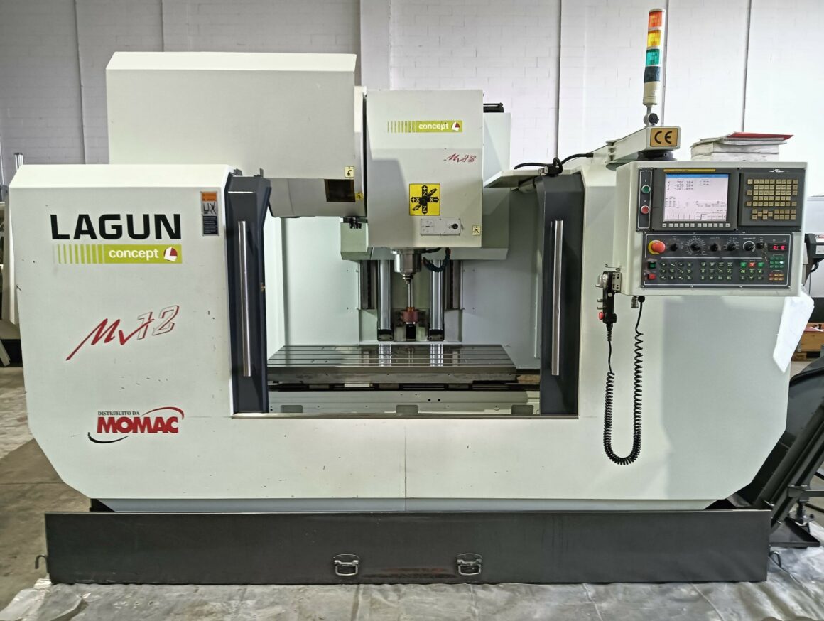 Centre d'usinage vertical LAGUN MV 12 d'occasion