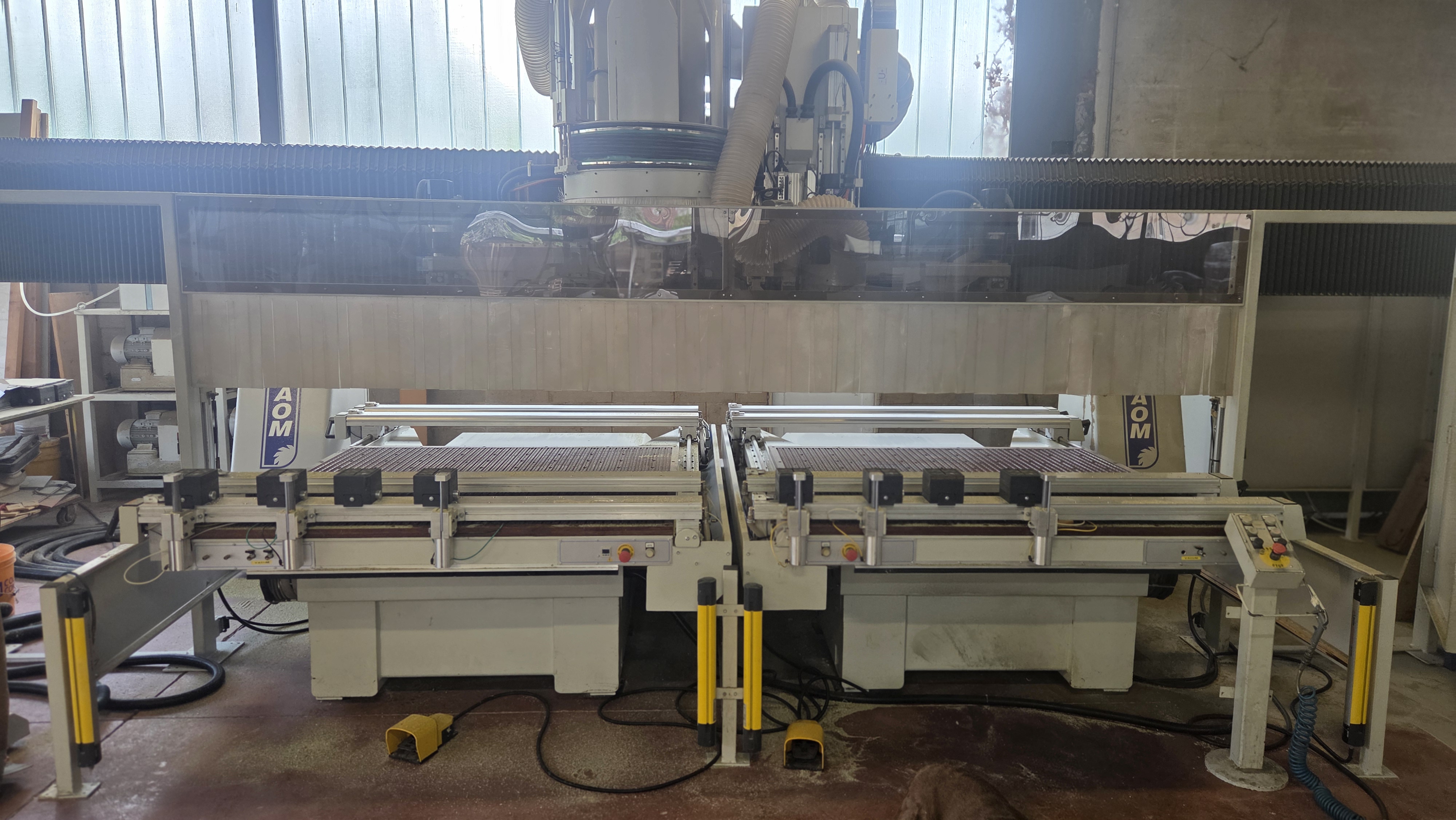 Centre d’usinage CNC bois SAOM P22 Hot deal
