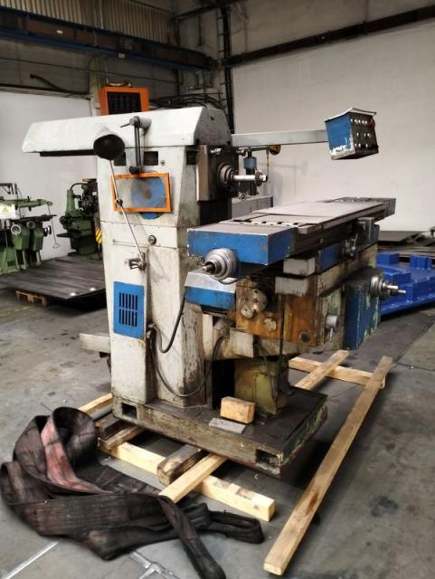 Fraiseuse universelle TOS Olomouc FGU 32